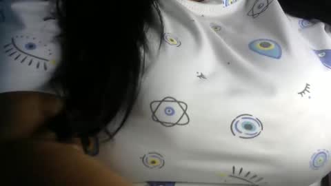 Snapshot of imdirtymilf chatting on 27, 11, 2025 mia latina online show from 27, 11, 2025