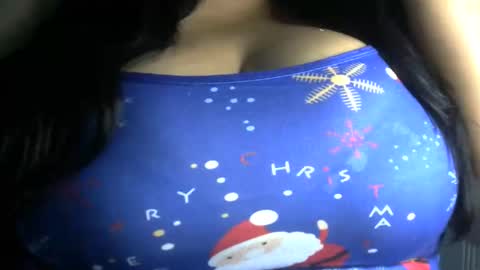Snapshot of imdirtymilf chatting on 28, 11, 2025 mia latina online show from 28, 11, 2025