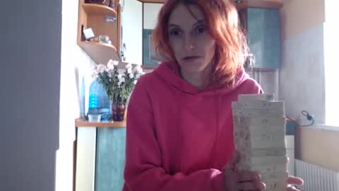 Snapshot of imelissa8malis chatting on 3, 11, 2025 irina online show from 3, 11, 2025
