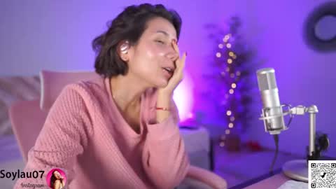 Snapshot of imjess_ chatting on 5, 11, 2025 imjess_ online show from 5, 11, 2025