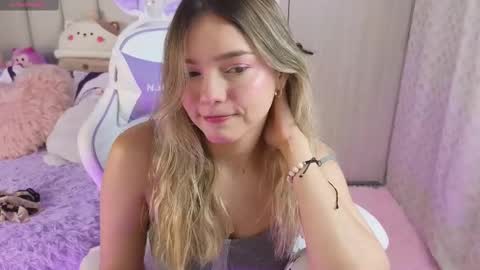 Snapshot of imlarisamaia chatting on 27, 2, 2025 Larisa online show from 27, 2, 2025