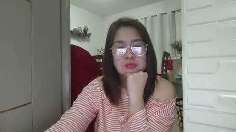 Snapshot of immaculate02 chatting on 16, 11, 2025 Immaculate02 online show from 16, 11, 2025