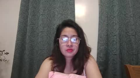 Snapshot of immaculate02 chatting on 2, 4, 2026 Immaculate02 online show from 2, 4, 2026