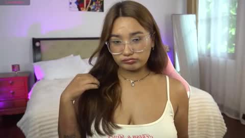 Snapshot of immahawaii chatting on 17, 10, 2025 Imma online show from 17, 10, 2025