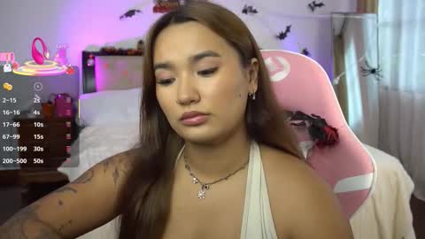 Snapshot of immahawaii chatting on 2, 11, 2025 Imma online show from 2, 11, 2025