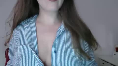 Snapshot of immouss chatting on 17, 2, 2025 Pola online show from 17, 2, 2025