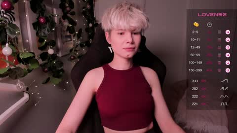 Snapshot of imnotmia chatting on 10, 12, 2024 Mia online show from 10, 12, 2024