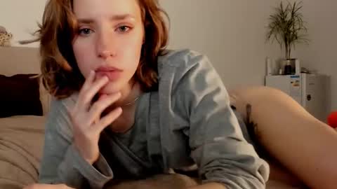 my name Imo  Fansly  online show from 21, 12, 2025