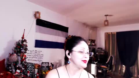 Snapshot of imperatrizasado chatting on 11, 1, 2025 Empress online show from 11, 1, 2025