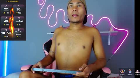 Snapshot of imperial_lust chatting on 8, 10, 2025 imperial_lust online show from 8, 10, 2025