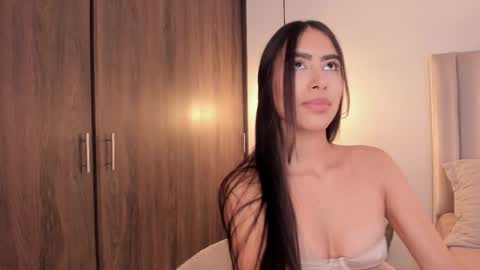 Snapshot of imsaraah chatting on 10, 11, 2025 sarah online show from 10, 11, 2025