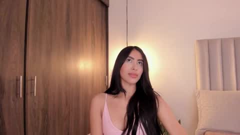 Snapshot of imsaraah chatting on 15, 11, 2025 sarah online show from 15, 11, 2025