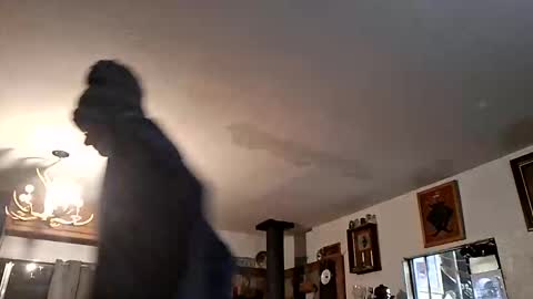 Imstuckhere online show from 14, 4, 2026