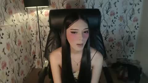 Aki online show from 6, 3, 2025