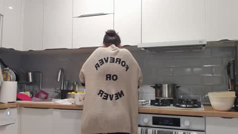 Snapshot of inakush chatting on 13, 12, 2024 Ina Kush online show from 13, 12, 2024