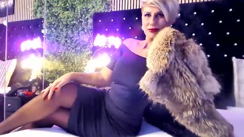 Snapshot of inanna_ishtar1 chatting on 7, 10, 2025 inanna_ishtar1 online show from 7, 10, 2025