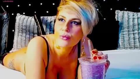 inanna_ishtar1 online show from 1, 4, 2026