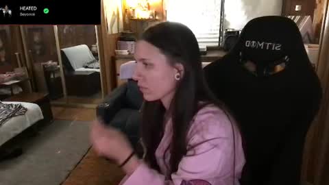 Snapshot of incognitoqueen chatting on 23, 6, 2026 Carter online show from 23, 6, 2026