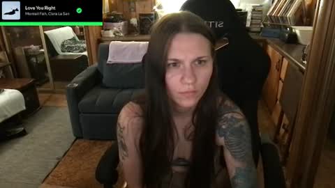 Snapshot of incognitoqueen chatting on 3, 8, 2026 Carter online show from 3, 8, 2026