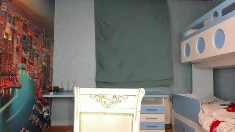 Snapshot of incredible__shell_ chatting on 17, 5, 2026 Masha online show from 17, 5, 2026