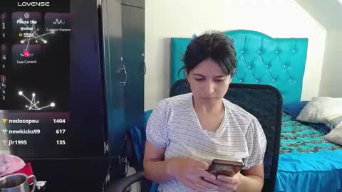 incubus_couple1 online show from 5, 1, 2025