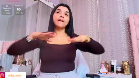 Snapshot of indi_catalina chatting on 13, 2, 2025 Indi Catalina online show from 13, 2, 2025