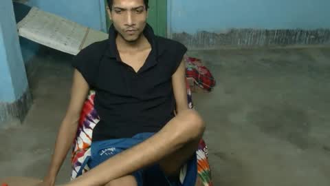 Snapshot of indian_bengali_boy chatting on 3, 11, 2025 Suman Leo online show from 3, 11, 2025