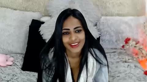 Jazmin online show from 3, 10, 2025