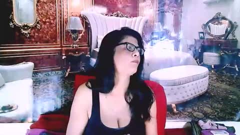 Snapshot of indianallure chatting on 24, 9, 2025 Femiez online show from 24, 9, 2025