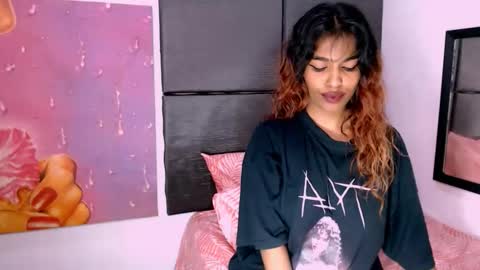 Snapshot of indianangelx chatting on 15, 12, 2025 indianangelx online show from 15, 12, 2025