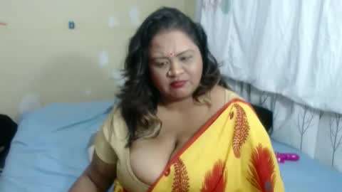 Snapshot of indianass38dd chatting on 29, 10, 2025 indianass38dd online show from 29, 10, 2025