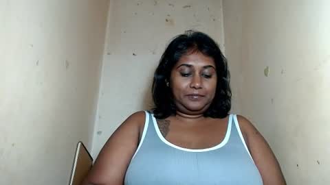 Snapshot of indiancoco chatting on 23, 6, 2026 candice online show from 23, 6, 2026