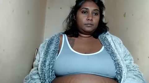Snapshot of indiancoco chatting on 30, 7, 2026 candice online show from 30, 7, 2026