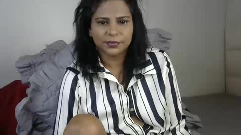 Snapshot of indiandreams_ chatting on 23, 9, 2025 Palavi online show from 23, 9, 2025