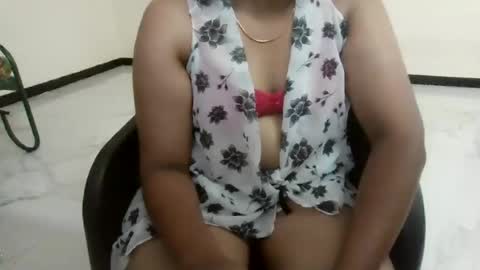 indiangirl2see online show from 7, 5, 2026