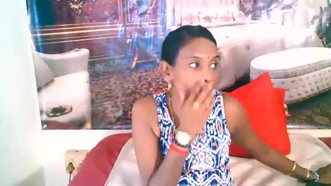Leah online show from 10, 10, 2025