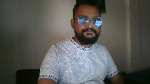 Snapshot of indianlover1433 chatting on 10, 1, 2025 Indian lover online show from 10, 1, 2025