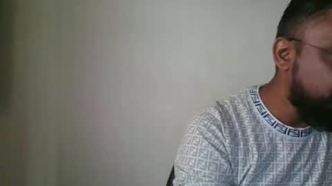 Snapshot of indianlover1433 chatting on 16, 1, 2025 Indian lover online show from 16, 1, 2025