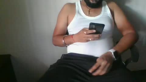 Snapshot of indianlover1433 chatting on 16, 2, 2025 Indian lover online show from 16, 2, 2025