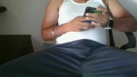 Snapshot of indianlover1433 chatting on 17, 2, 2025 Indian lover online show from 17, 2, 2025