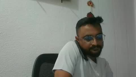 Snapshot of indianlover1433 chatting on 25, 10, 2025 Indian lover online show from 25, 10, 2025