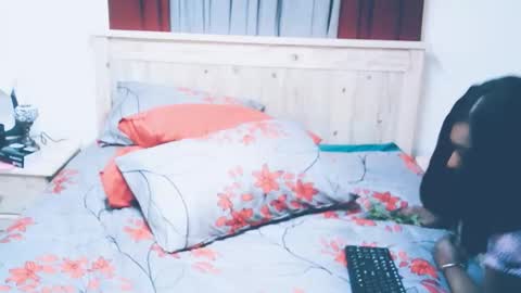 Amy online show from 6, 10, 2025