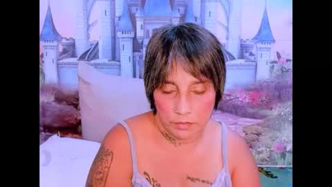 Snapshot of indianroxy07 chatting on 27, 9, 2025 roxy online show from 27, 9, 2025