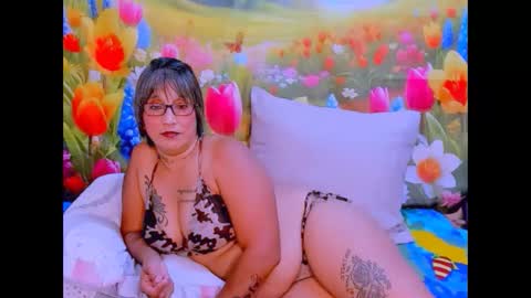 Snapshot of indianroxy07 chatting on 17, 10, 2025 roxy online show from 17, 10, 2025