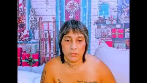 indianroxy27 online show from 18, 12, 2025