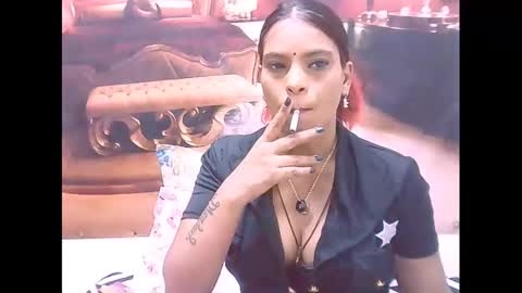 indiansexyass4u2luv online show from 3, 3, 2025