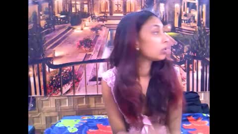 indiansexybutt4u2luv online show from 11, 5, 2026