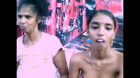 indiansexyslender4u2luv online show from 11, 3, 2025