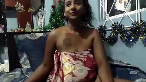 Snapshot of indiantina01 chatting on 29, 12, 2024 tina online show from 29, 12, 2024