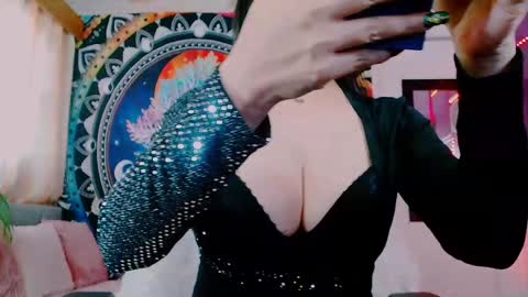 Snapshot of indica_me chatting on 27, 12, 2024 indica_me online show from 27, 12, 2024